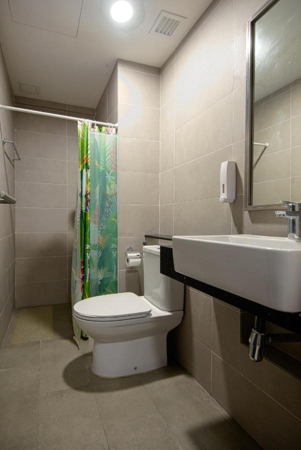Casa Orient @ Macalister 218 ❈中路218东方之家 3Br 8Pax Apartment จอร์จทาวน์ ภายนอก รูปภาพ