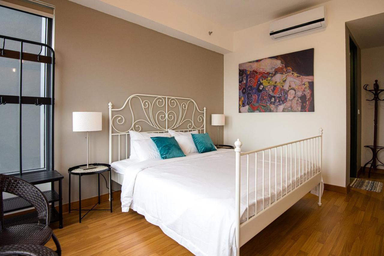 Casa Orient @ Macalister 218 ❈中路218东方之家 3Br 8Pax Apartment จอร์จทาวน์ ภายนอก รูปภาพ